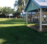 Tannum Sands Hotel / Motel - Tourism Caloundra