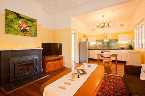 Taree Apartment - Tourism Caloundra 0
