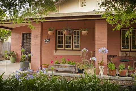 Taree Apartment - Tourism Caloundra 1