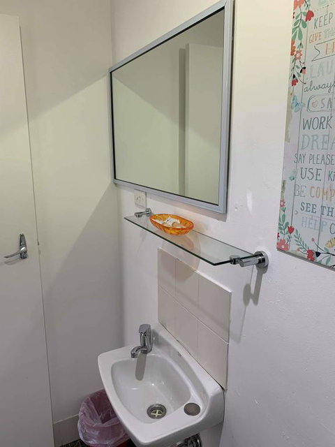Taree Lodge Motel - Tourism Caloundra 3