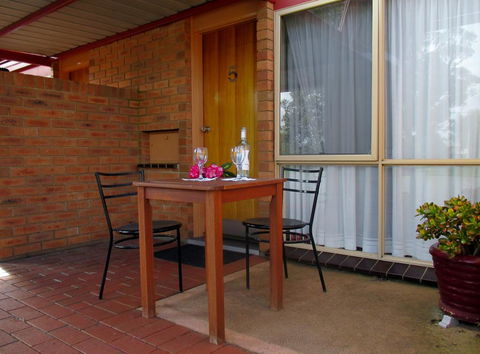 Tarra Motel - Tourism Caloundra 2