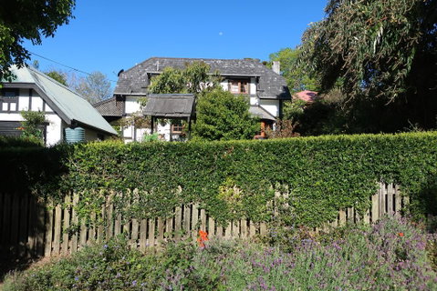 Ted And Stellas On Tamborine - Tourism Caloundra 0