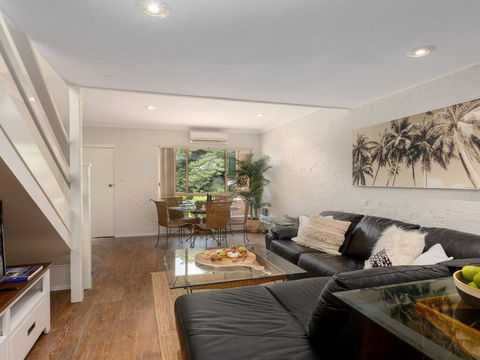 Tehidy Townhouse - Tourism Caloundra 0