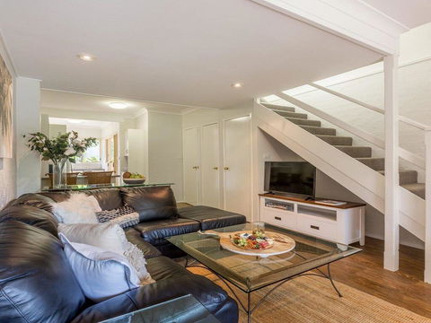 Tehidy Townhouse - Tourism Caloundra 1