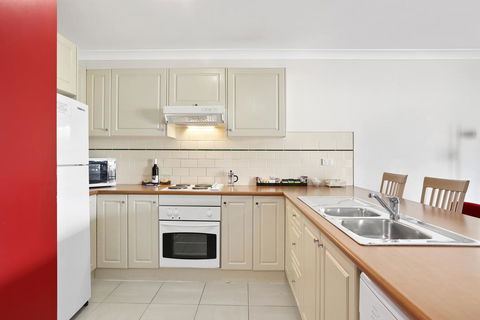 Terralong Terrace Apartments - Tourism Caloundra 2