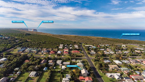 The Albatross - Tourism Caloundra 2