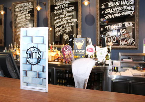 The Astor Hotel Motel - Tourism Caloundra 2