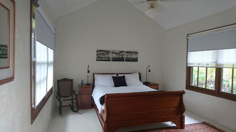 The Barn - Tourism Caloundra 1