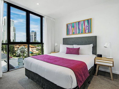 The Beach Broadbeach Private 2 Bedroom Apartment - Tourism Caloundra 2
