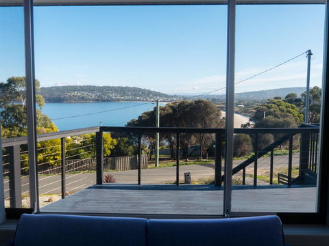 The Beach Escape - Tourism Caloundra 3