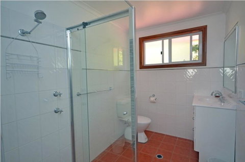 The Beach House - Tourism Caloundra 1