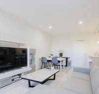 The Beach Pad - Tourism Caloundra