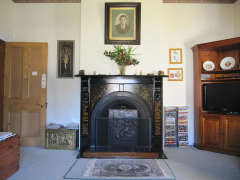 Cambridge House Bed & Breakfast - Tourism Caloundra 12