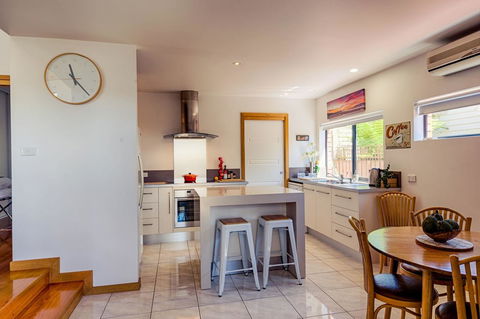 Ulverstone Boutique Accomodation - Tourism Caloundra 13