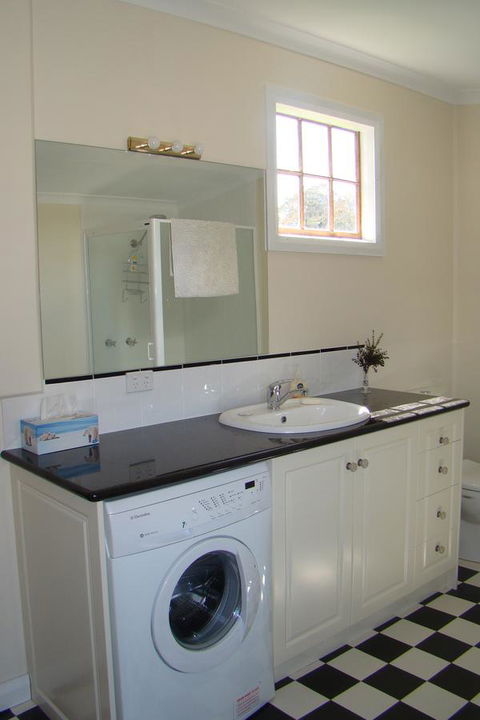 Buttons Cottage For Canyon & Rain Forest Walks With In House Dining - Tourism Caloundra 17