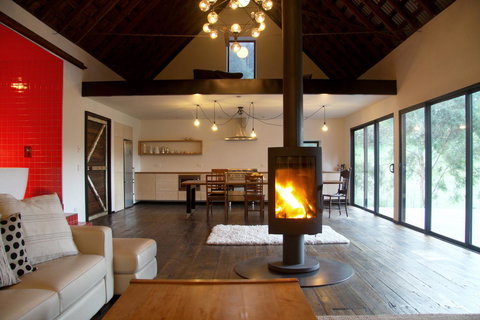 BIG.SHED.HOUSE - Tourism Caloundra 3