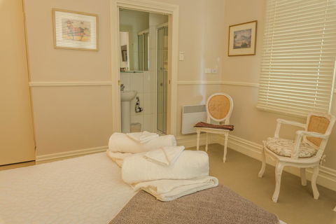 Glencoe Country Bed And Breakfast - Tourism Caloundra 1