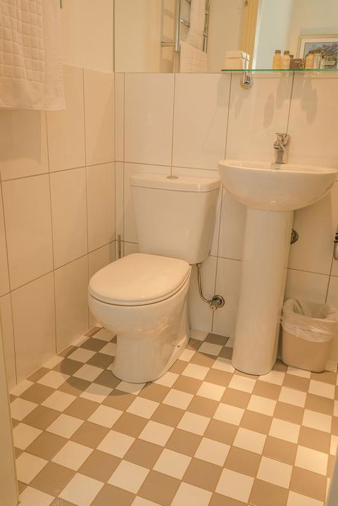 Glencoe Country Bed And Breakfast - Tourism Caloundra 25