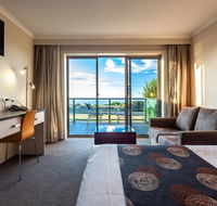 Beachfront Bicheno - Tourism Caloundra