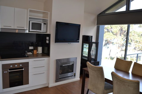 Lufra Hotel And Apartments - Tourism Caloundra 15