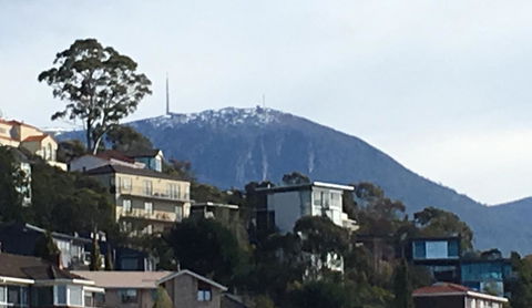 The View 2 Bed Unit With Stunning Hobart Outlook - Tourism Caloundra 25