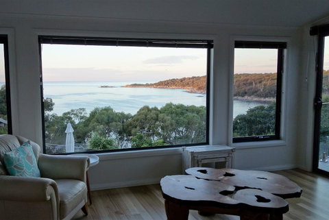 THE LOFT @ Bay Of Fires Seascape - Tourism Caloundra 6