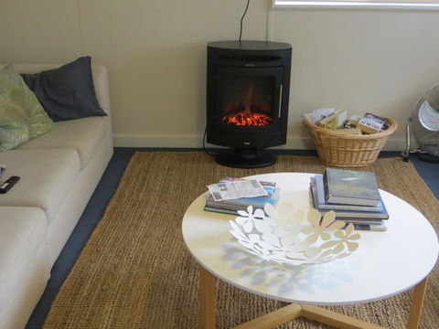 The Cabin 96 - Tourism Caloundra 9
