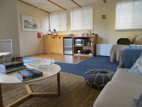The Cabin 96 - Tourism Caloundra 1
