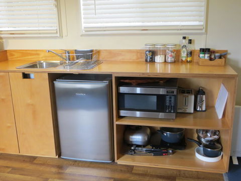 The Cabin 96 - Tourism Caloundra 12