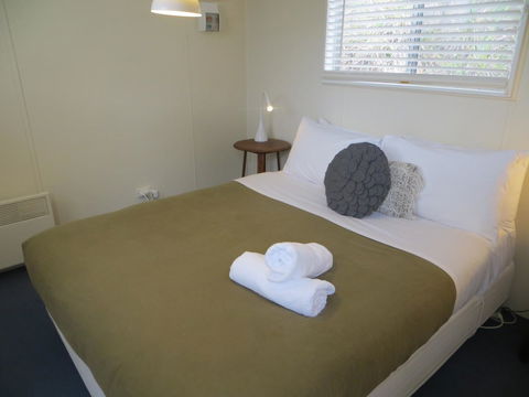 The Cabin 96 - Tourism Caloundra 15