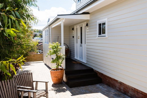 Litora Accommodation - Tourism Caloundra 21