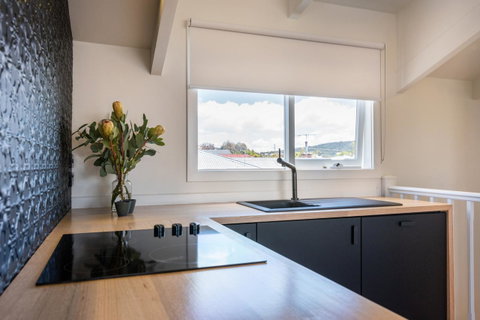 Litora Accommodation - Tourism Caloundra 9