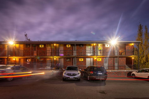 Mornington Inn - Tourism Caloundra 8