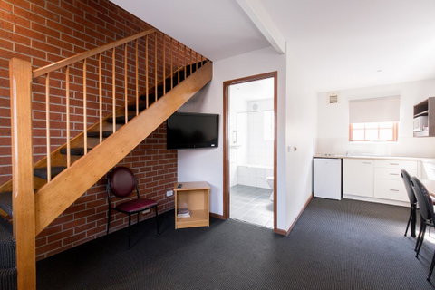Bay Hotel Apartments - Tourism Caloundra 7