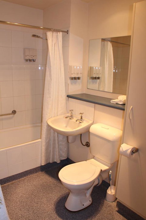 Bay Hotel Apartments - Tourism Caloundra 27