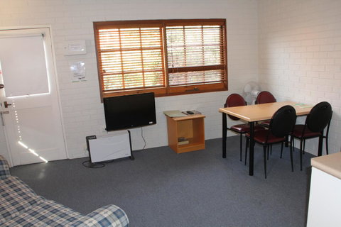 Bay Hotel Apartments - Tourism Caloundra 33