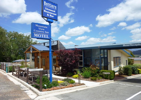 Mountain View Country Inn - Tourism Caloundra 3