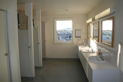 Arthouse Hostel - Tourism Caloundra 35