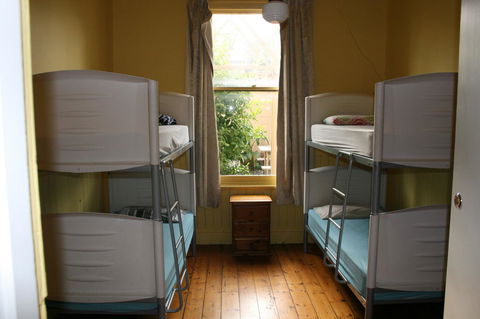 Arthouse Hostel - Tourism Caloundra 2