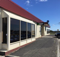 Regatta Point Tavern  Holiday Villas - Tourism Caloundra
