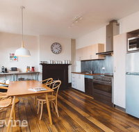 Devine Stays - Westside Apartment on Elizabeth - Tourism Caloundra