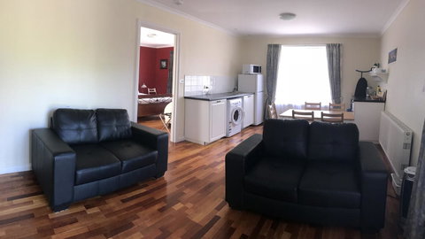 Taras Richmond Farmstay - Tourism Caloundra 6