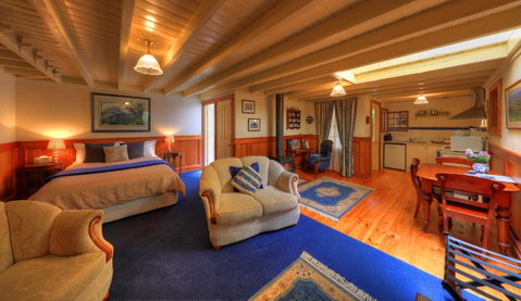 Old WesleyDale Heritage Accommodation - Tourism Caloundra 4