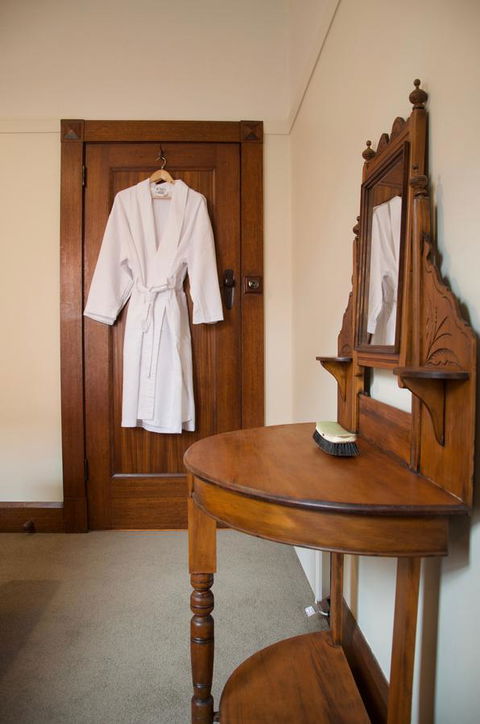 Gorgeous Hobart Accommodation - Park On Park - New Town - Tourism Caloundra 31