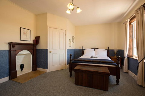 St Andrews Inn - Tourism Caloundra 20