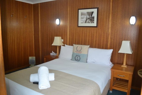 Point Lonsdale Guest House - Tourism Caloundra 6