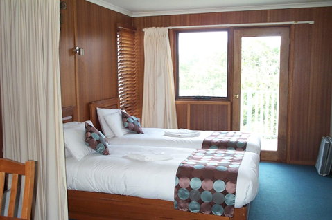 Point Lonsdale Guest House - Tourism Caloundra 1
