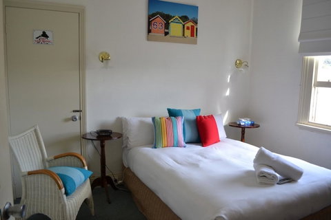 Point Lonsdale Guest House - Tourism Caloundra 14
