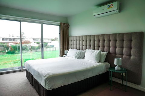 The Apollo - Tourism Caloundra 18