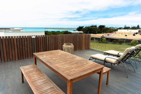 The Apollo - Tourism Caloundra 17